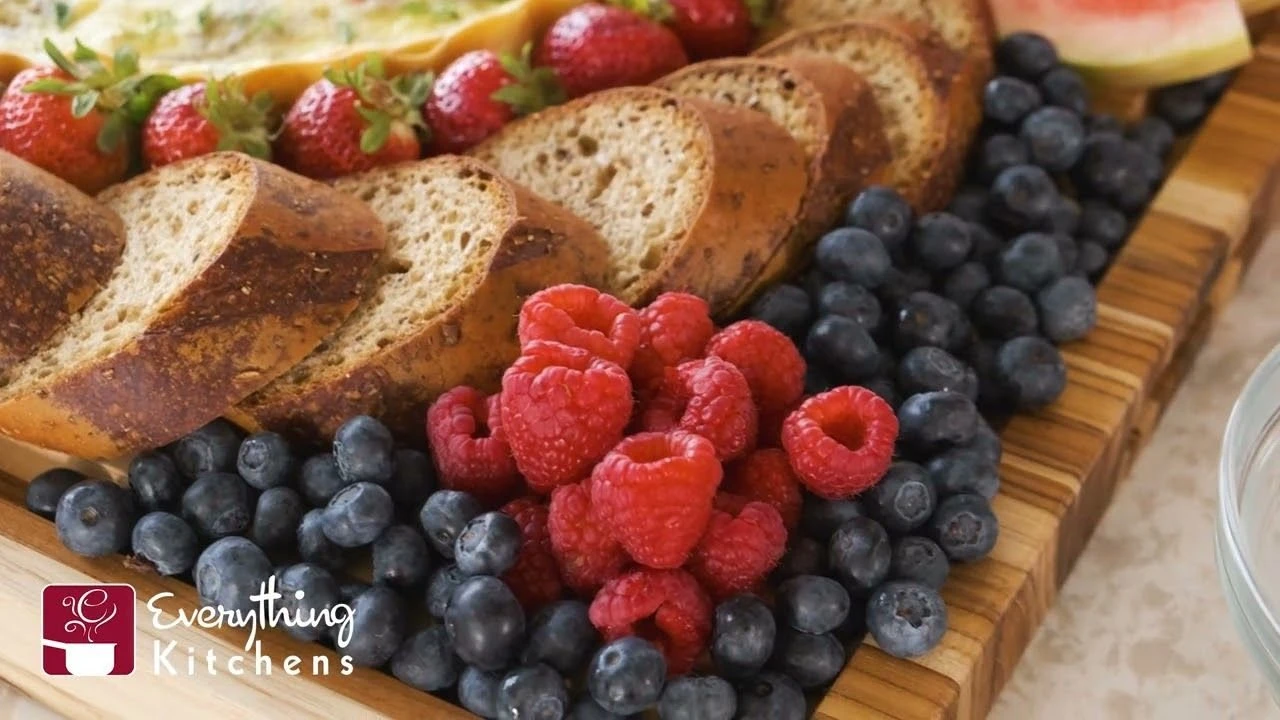 TeakHaus End Grain Carving Board W/Hand Grip (Rectangle) | 24" X 18" X 1.5" 4 TeakHaus End Grain Carving Board W/Hand Grip (Rectangle) | 24" X 18" X 1.5" - Image 4