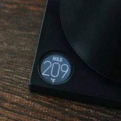 Fellow Stagg EKG Electric Pour Over Kettle | Matte White -Kitchen Tools Shop 24e30637d7a2 staggekg pdpfeature 60minhold 03 4f760f 3