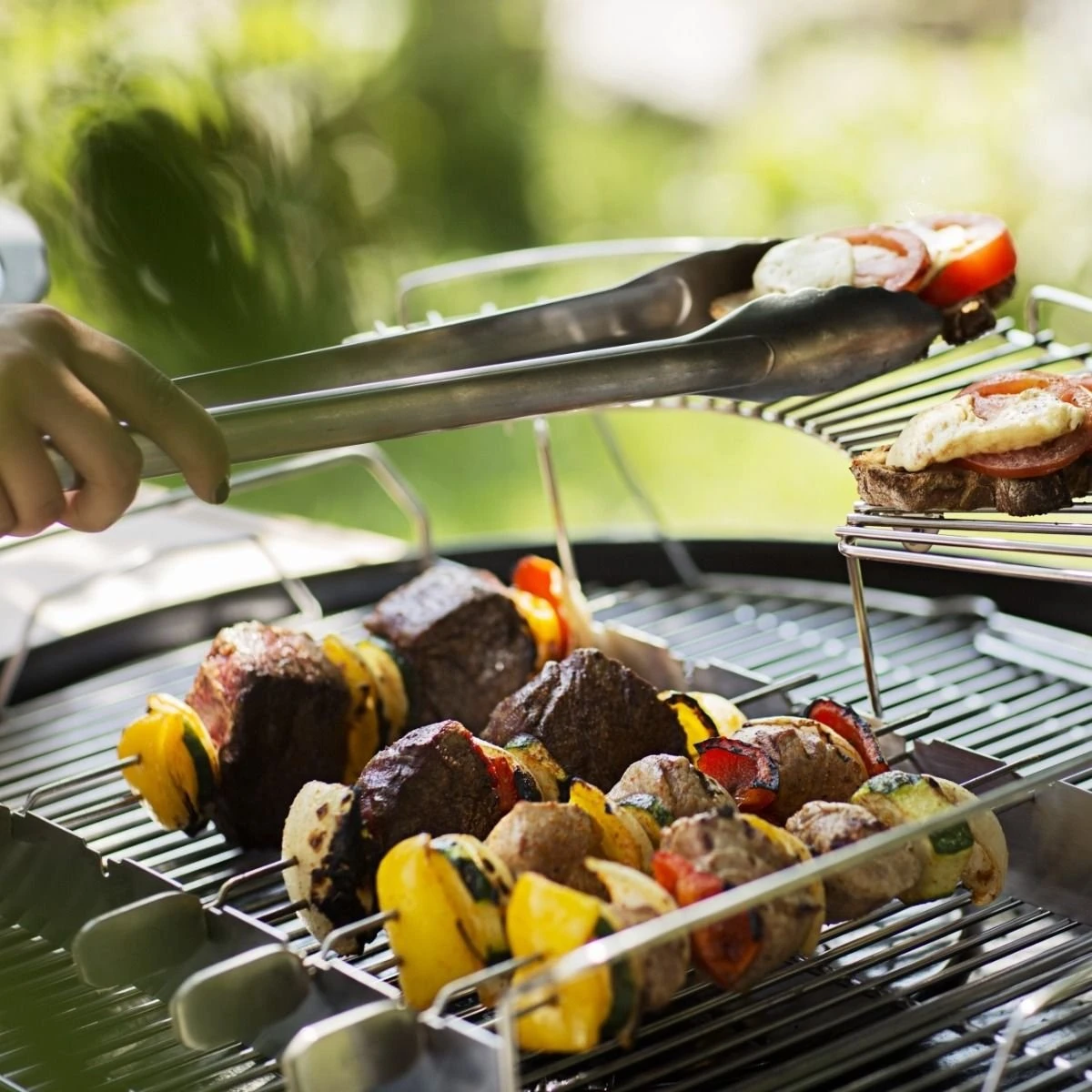 Rosle Barbecue Locking Tongs 3 Rosle Barbecue Locking Tongs - Image 3