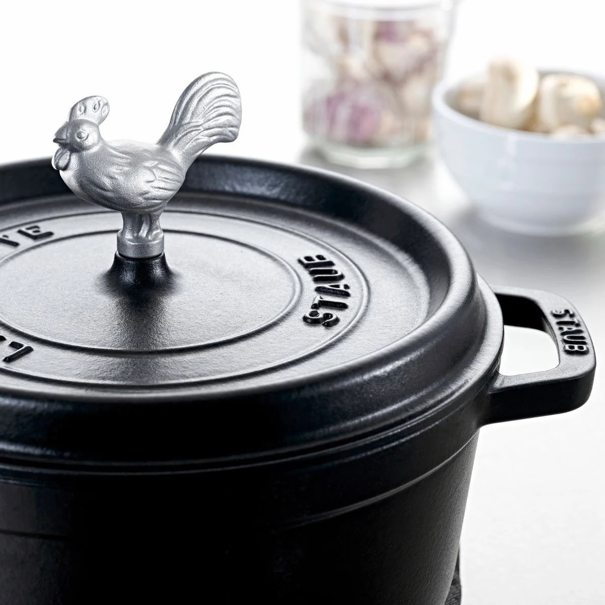Staub Animal Knob | Rooster 2 Staub Animal Knob | Rooster - Image 2