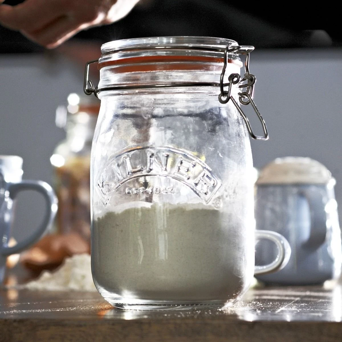 Kilner Swing Top Round Glass Jar | 1L 5 Kilner Swing Top Round Glass Jar | 1L - Image 5