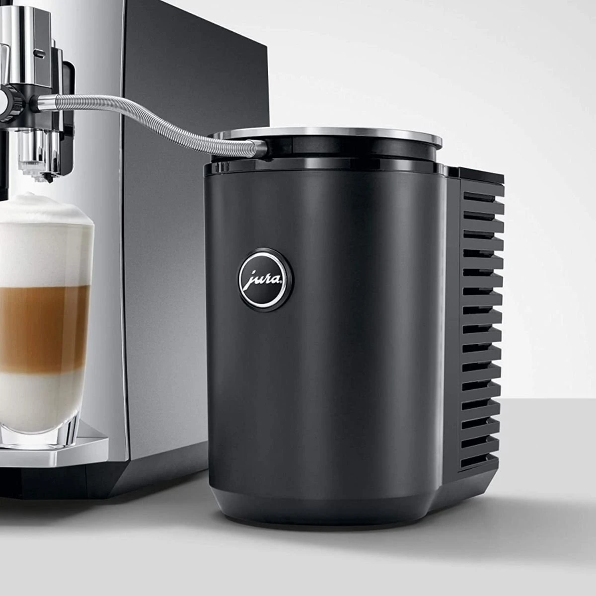Jura 1.0L Cool Control Milk Cooler | Black & Stainless Steel 3 Jura 1.0L Cool Control Milk Cooler | Black & Stainless Steel - Image 3
