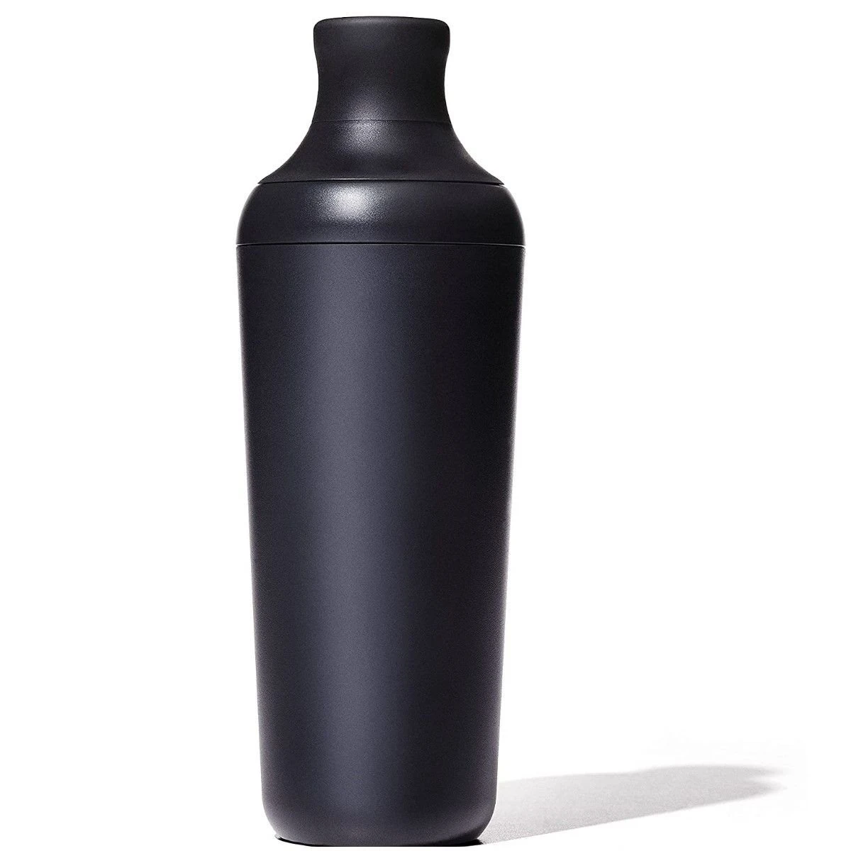 OXO Good Grips 20oz Plastic Cocktail Shaker | Black 1 OXO Good Grips 20oz Plastic Cocktail Shaker | Black