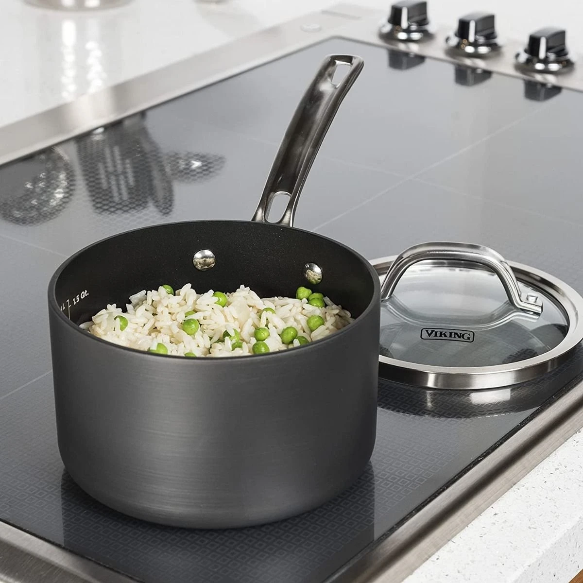 Viking Hard Anodized Nonstick Saucepan | 2-Quart 3 Viking Hard Anodized Nonstick Saucepan | 2-Quart - Image 3