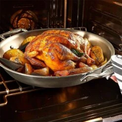 All-Clad D3 Stainless Steel 3-Quart Universal Pan With Lid 6 All-Clad D3 Stainless Steel 3-Quart Universal Pan With Lid -Kitchen Tools Shop allcladd3unvrlpan3qav2shs22 vnd