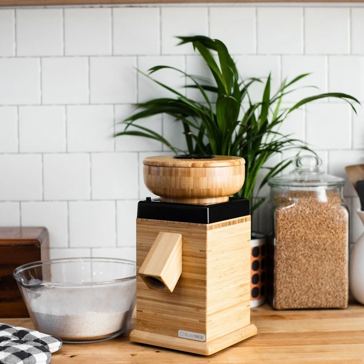 NutriMill Harvest Grain Mill | Black 6 NutriMill Harvest Grain Mill | Black - Image 6