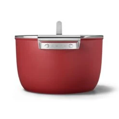 SMEG 8 Qt. Nonstick Casserole Dish With Lid | Red -Kitchen Tools Shop ckfc2611rdm 5