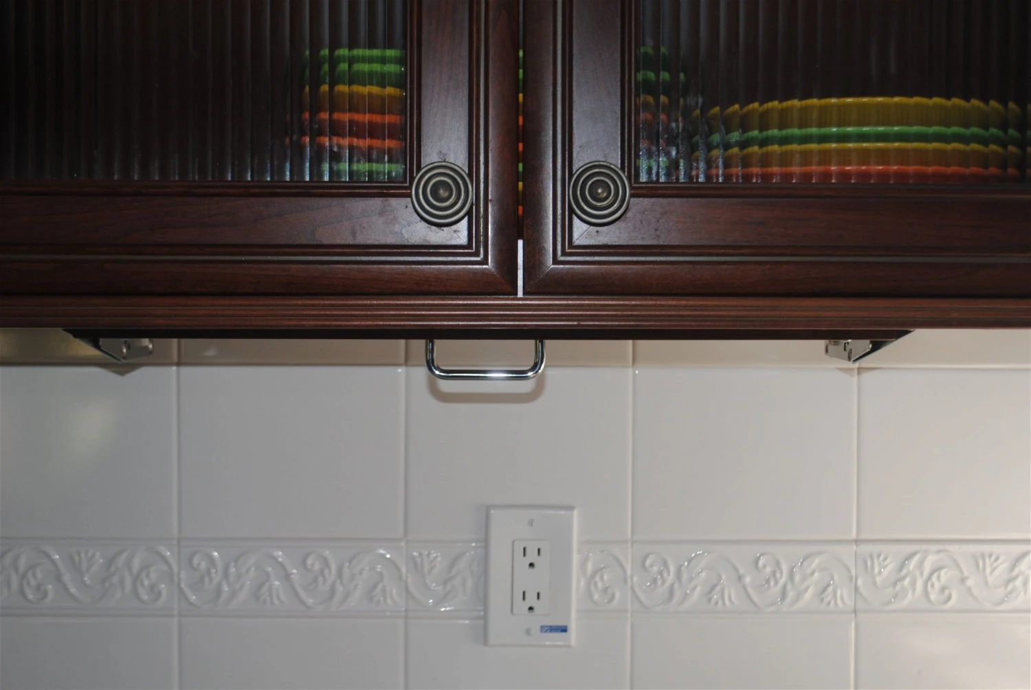 Drop Block Under Cabinet Knife Storage Rack - Large, Black 3 Drop Block Under Cabinet Knife Storage Rack - Large, Black - Image 3