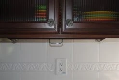 Drop Block Under Cabinet Knife Storage Rack - Small, White -Kitchen Tools Shop dropblockraisedunit 3