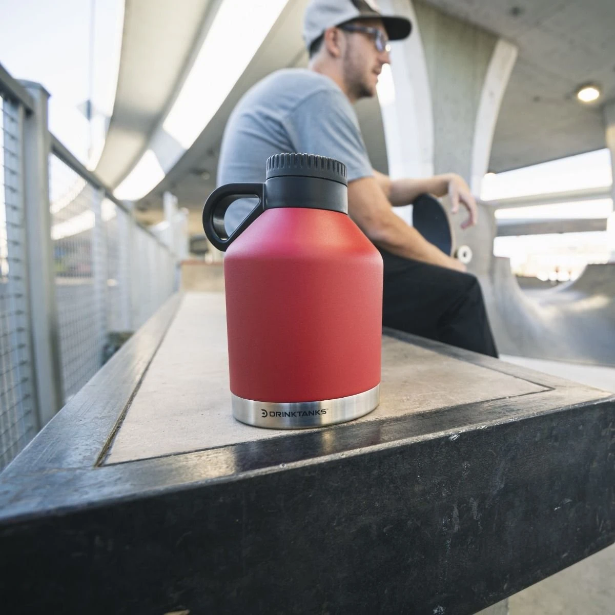 DrinkTanks 32oz Session Growler | Crimson 3 DrinkTanks 32oz Session Growler | Crimson - Image 3