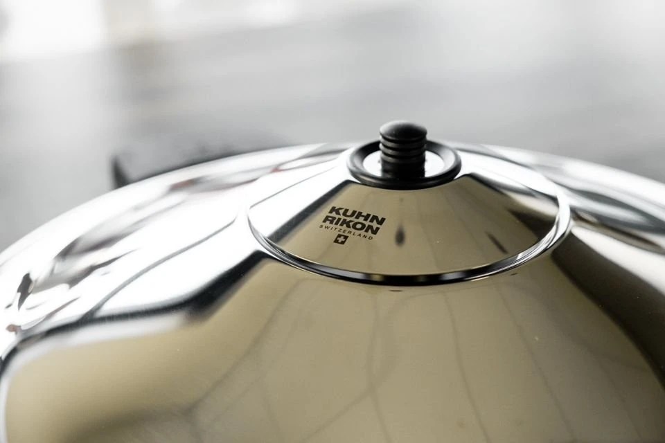 Kuhn Rikon Family Style Pressure Cooker 5 Quart Braiser 4 Kuhn Rikon Family Style Pressure Cooker 5 Quart Braiser - Image 4