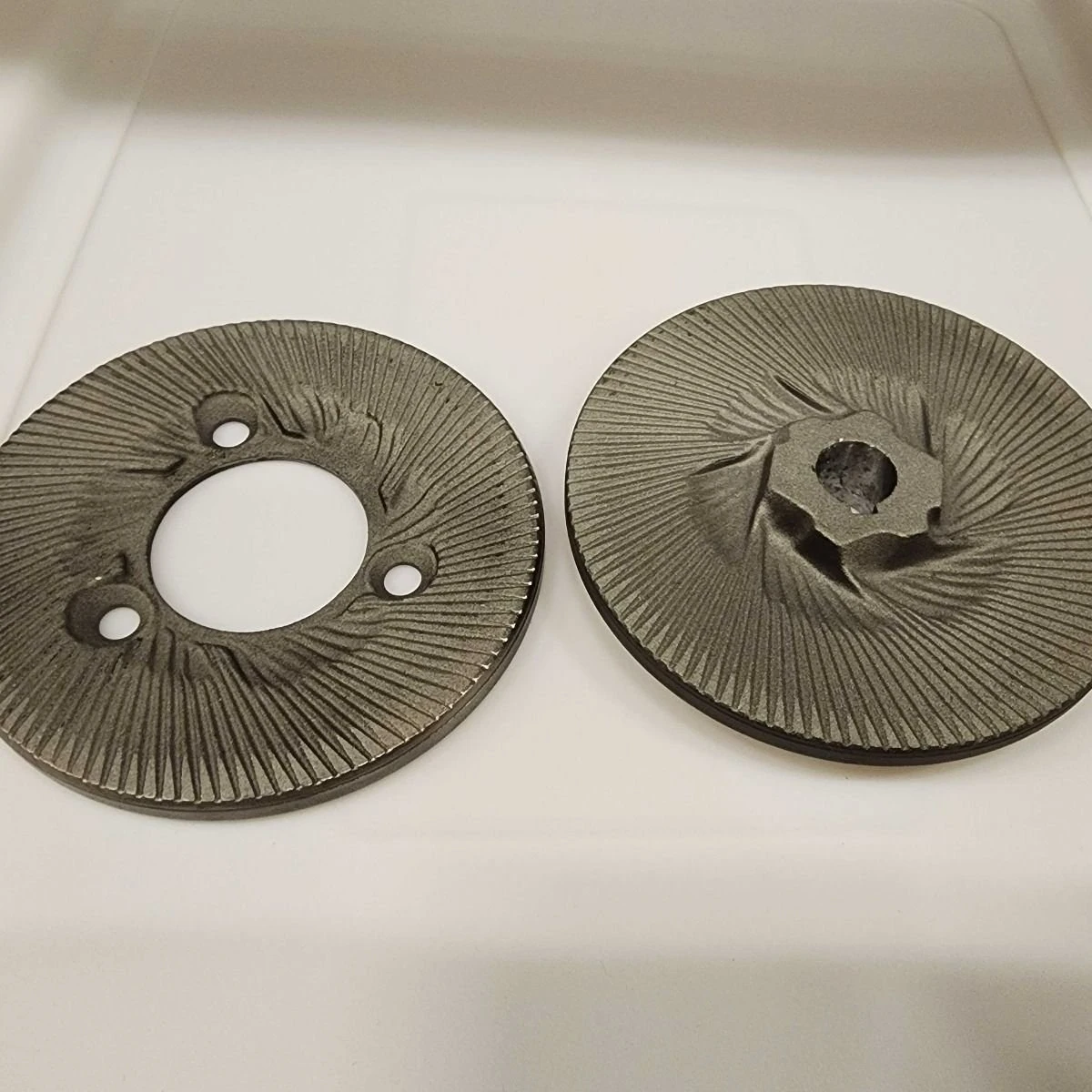 Country Living Grain Mill Complete Country Living Case 4 Country Living Grain Mill Complete Country Living Case - Image 4