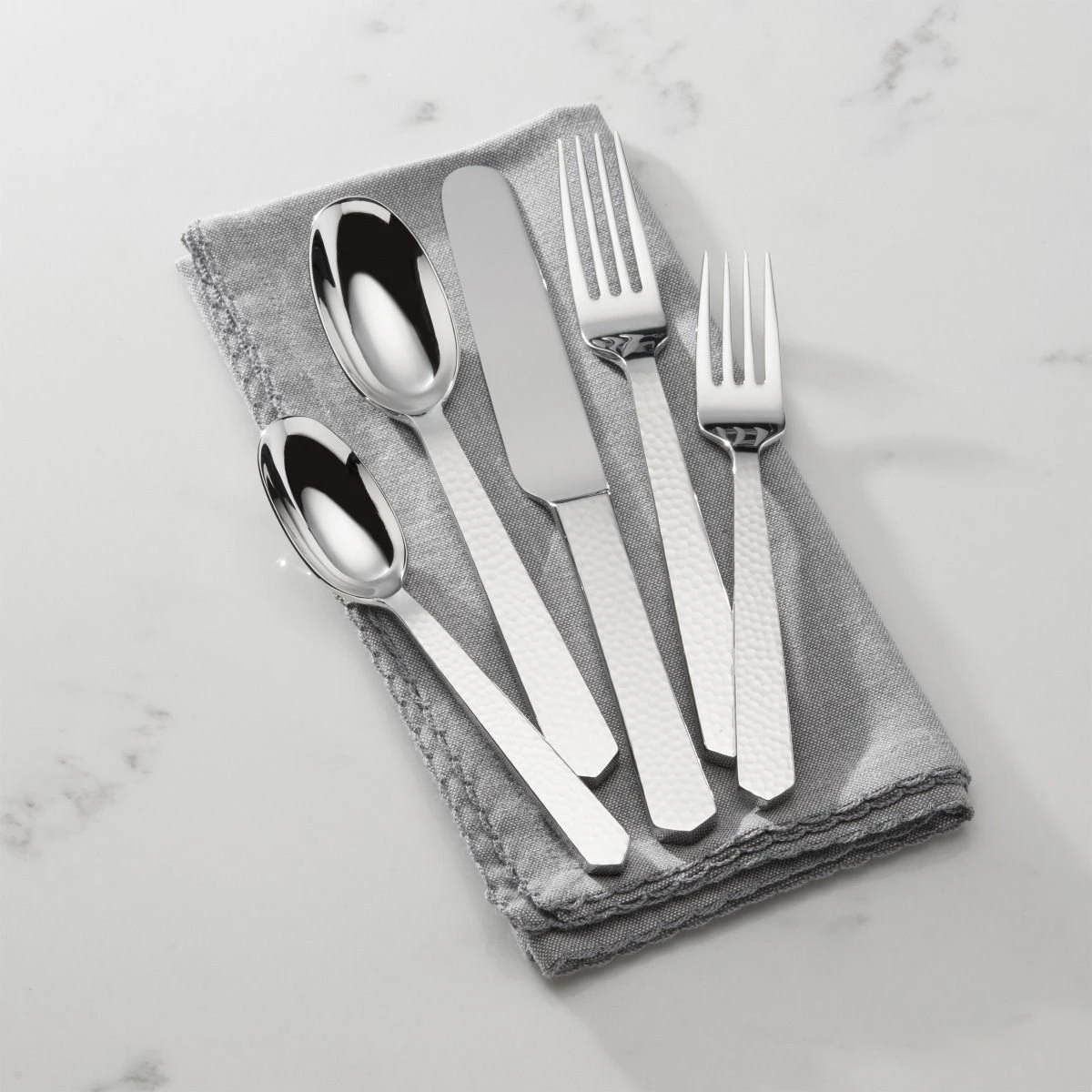 Reed & Barton 5-Piece Place Setting | Marteau 3 Reed & Barton 5-Piece Place Setting | Marteau - Image 3