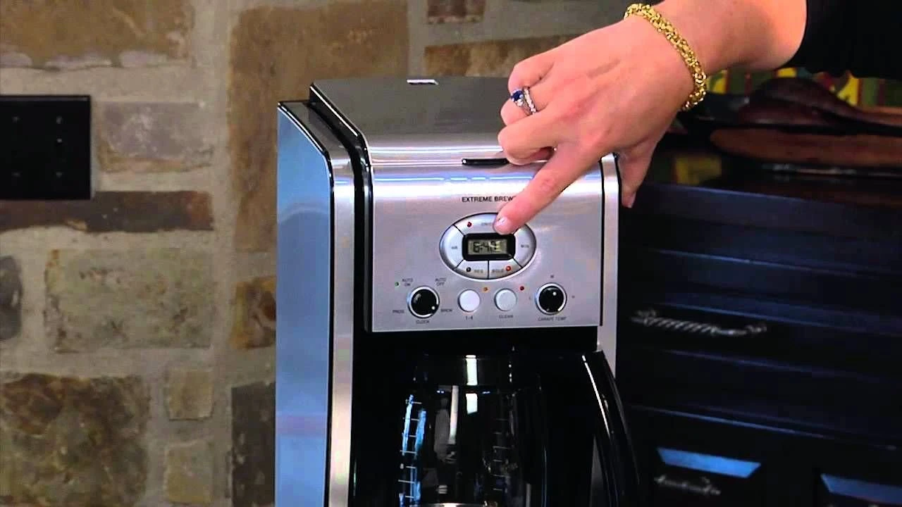 Cuisinart Extreme Brew 12-Cup Coffee Maker | Stainless Steel 4 Cuisinart Extreme Brew 12-Cup Coffee Maker | Stainless Steel - Image 4