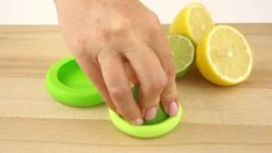 Food Huggers Citrus Savers (Set Of 2) | Fresh Green -Kitchen Tools Shop maxresdefault 129 21