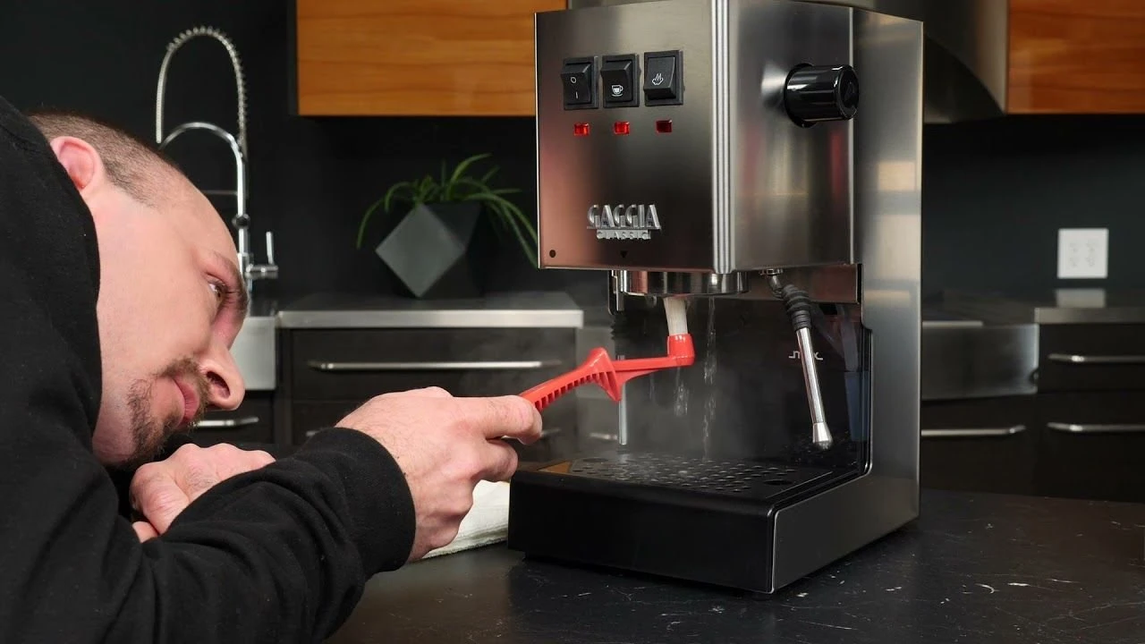 Gaggia Classic Pro Espresso Machine | Stainless Steel 8 Gaggia Classic Pro Espresso Machine | Stainless Steel - Image 8