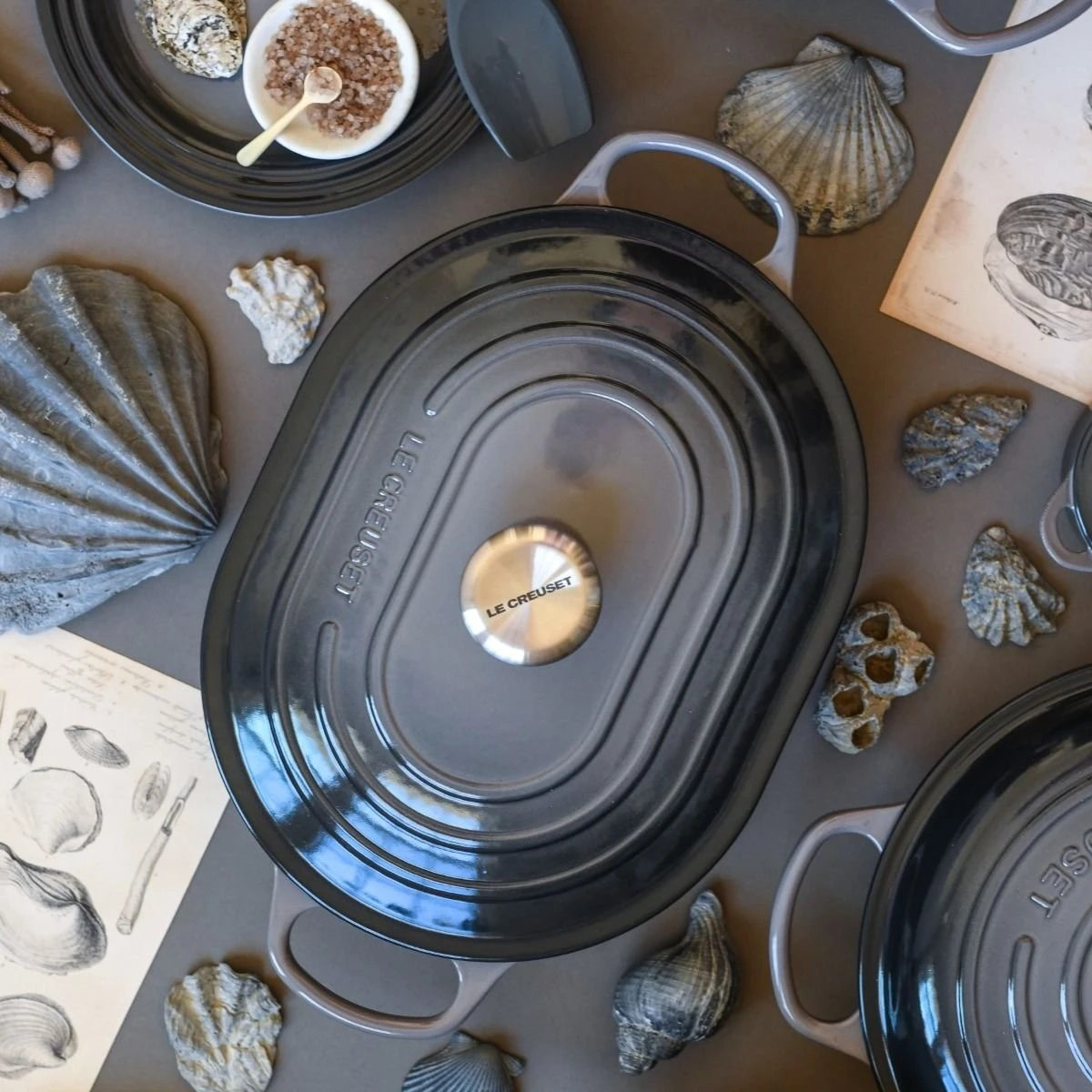 Le Creuset 3.75 Qt. Oval Signature Casserole With Stainless Steel Knob | Oyster Grey 5 Le Creuset 3.75 Qt. Oval Signature Casserole With Stainless Steel Knob | Oyster Grey - Image 5