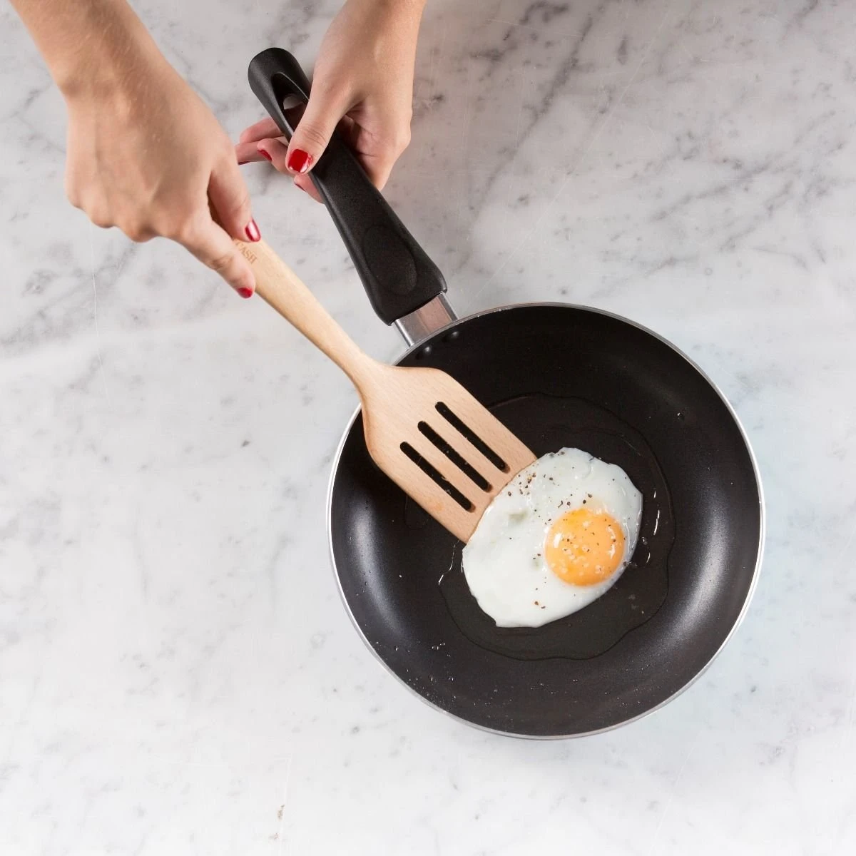 Mason Cash Innovative Kitchen Turner & Rack Grabber 3 Mason Cash Innovative Kitchen Turner & Rack Grabber - Image 3