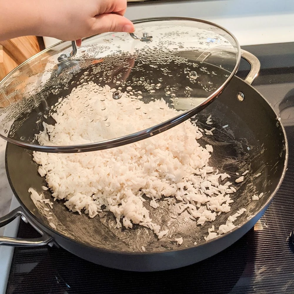 Swiss Diamond | Hard Anodized Induction 12.5" Nonstick Wok With Glass Lid 2 Swiss Diamond | Hard Anodized Induction 12.5" Nonstick Wok With Glass Lid - Image 2